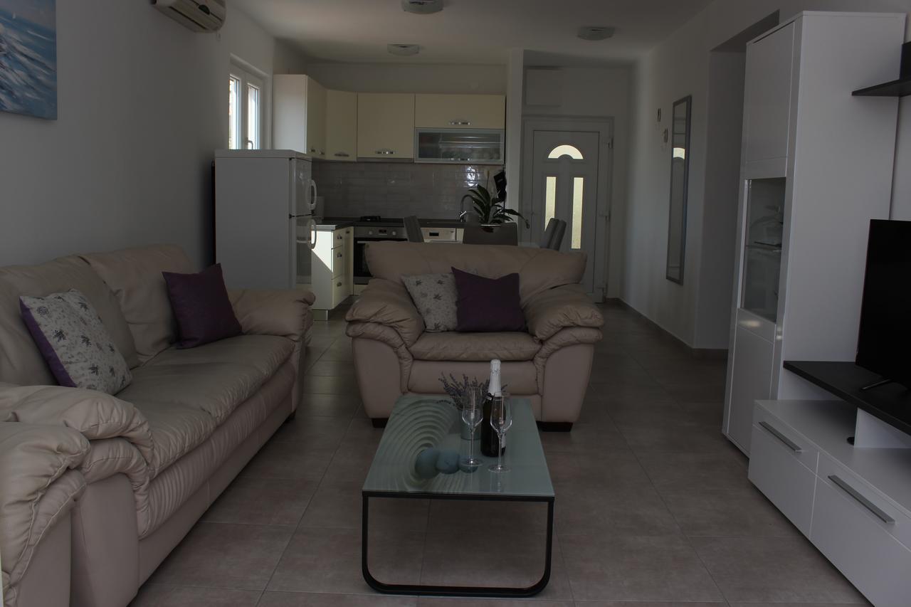 Apartmani Anna Trogir Exterior foto